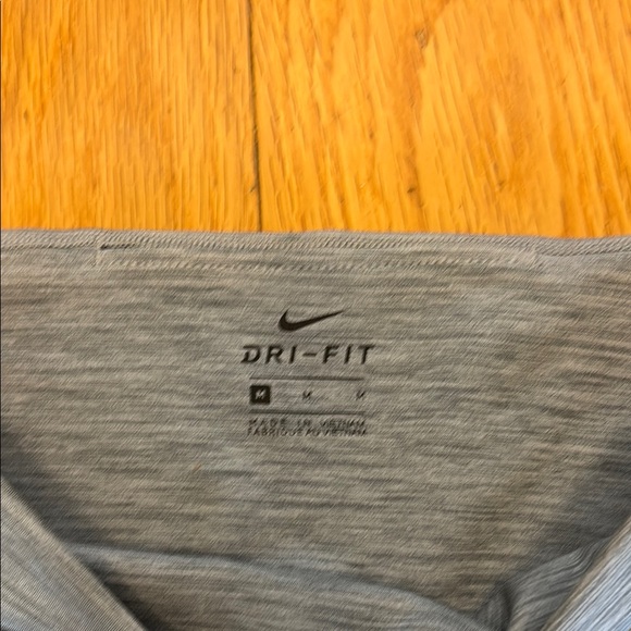 EUC Nike Heathered Gray dry fit Leggings - Picture 3 of 5